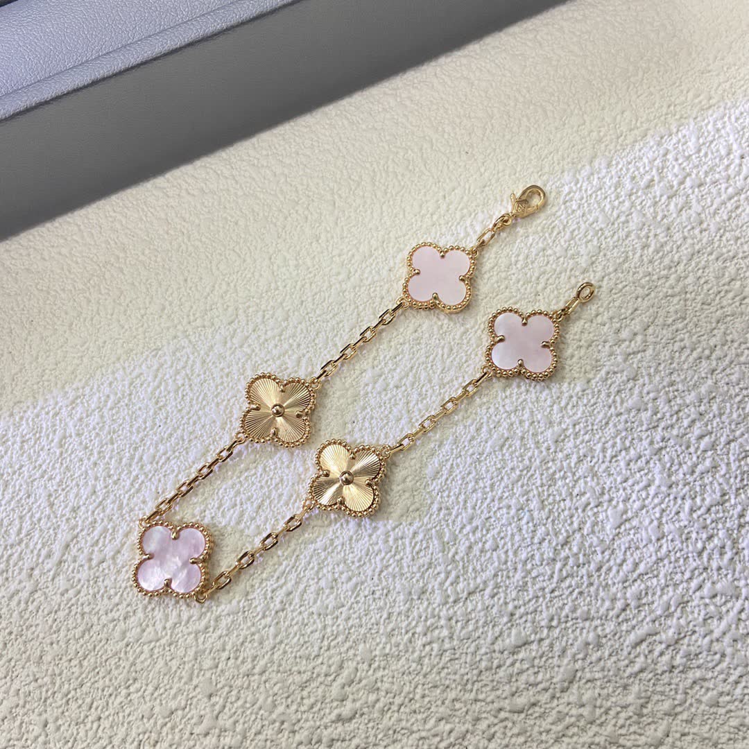 Van Cleef & Arpels Alhambra Bracelet